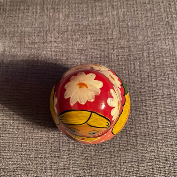 Vtg Roly-Poly Chime Bell Matryoshka Doll Hand Painted With Chicken Hen in Basket - Picture 5 of 9